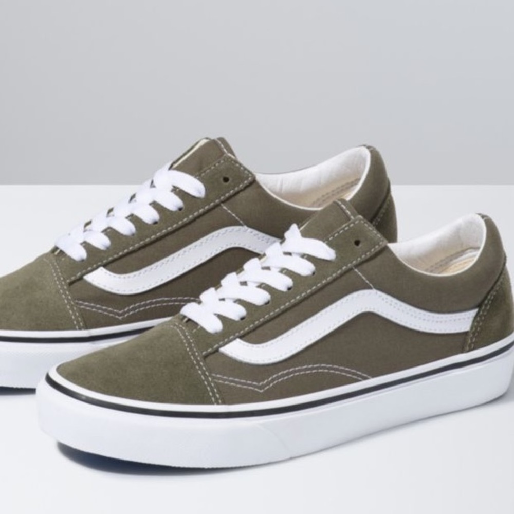 ❤️VANS Brand new in box